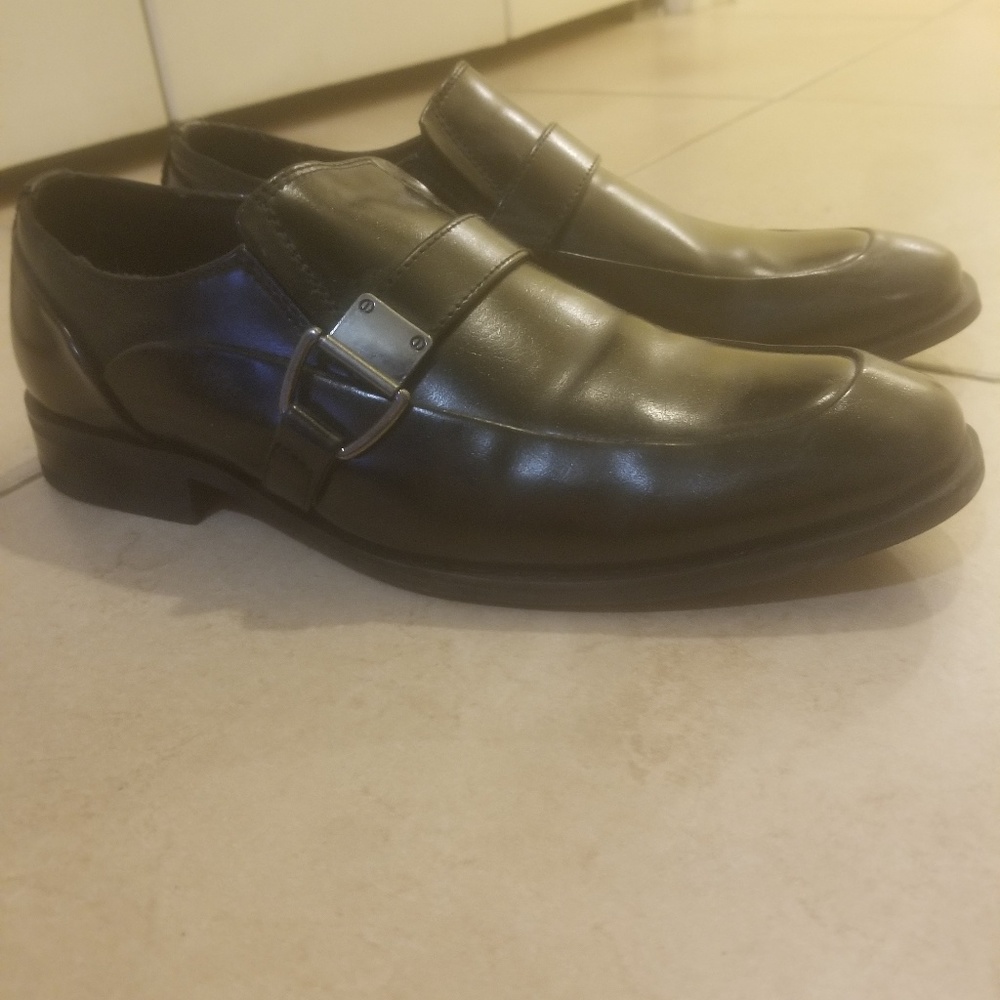 Black Mens Shoes - Picture 3 of 3